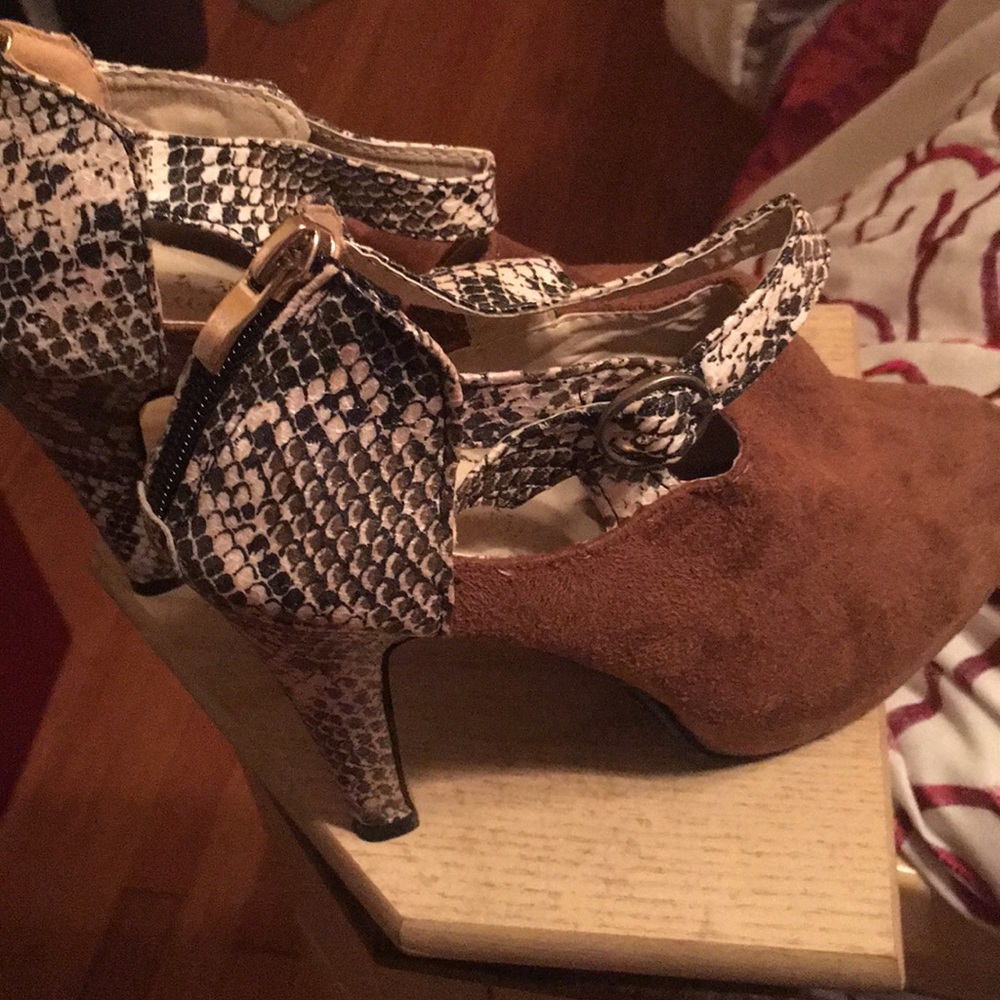 👠